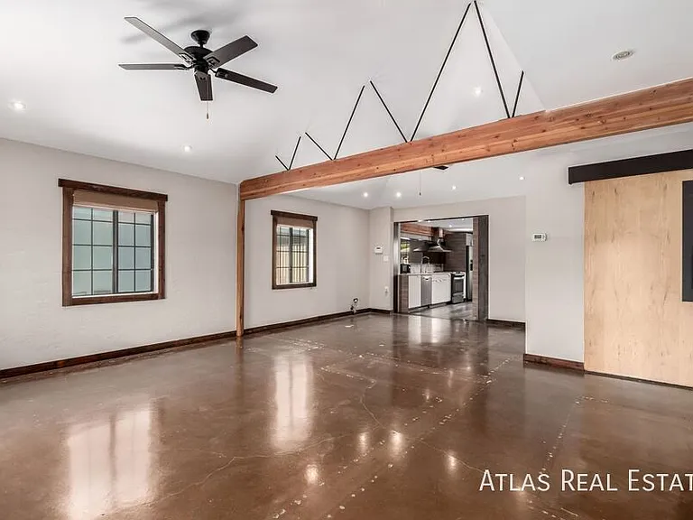 224 W Montecito Ave — Photo 7