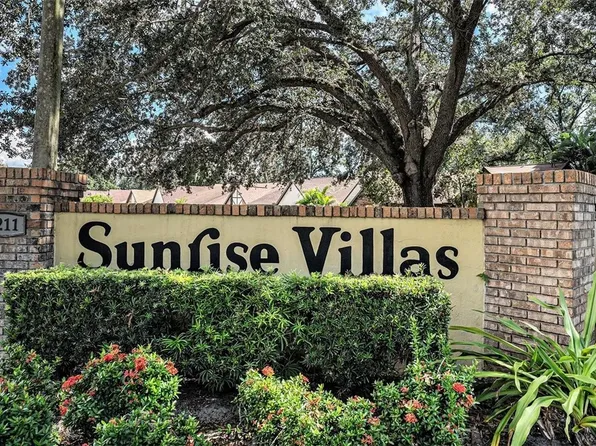 3415 N Sunrise Villas Ct, Tampa, FL 33614