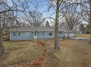 6018-6020 Hickory St, Harvard, IL 60033