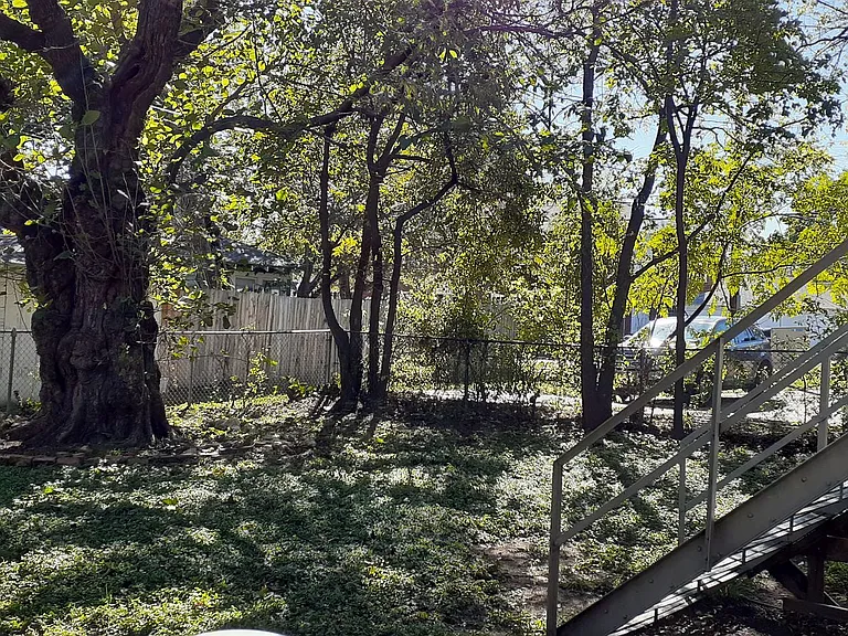 1325 Hurley Ave — Photo 22