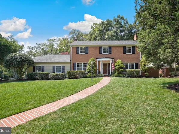 7710 Maid Marian Ct, Alexandria, VA 22306