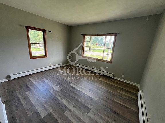 2nd image of 623 W Jefferson St