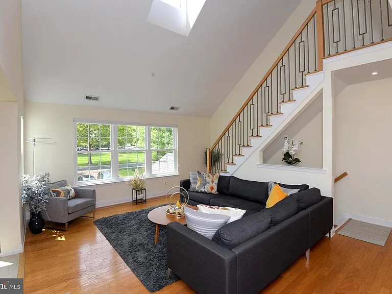 526 Brickhouse Rd — Photo 7