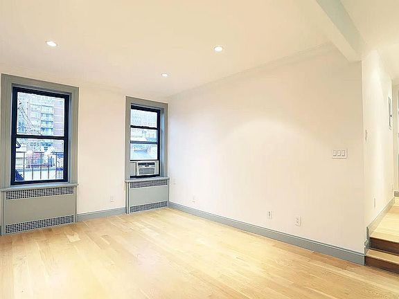 2nd image of 421 W 21st St APT 5B