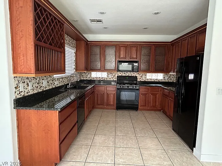7620 Zermatt Ave — Photo 6