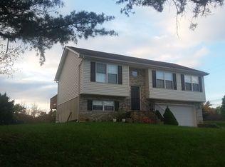 201 E 16th St, Front Royal, VA 22630