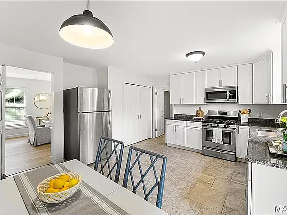 14217 Dinsmoor Dr — Photo 21