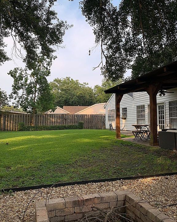 1st image of 203 Mountainside Dr