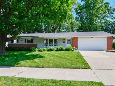 1859 DEBRA LANE, Green Bay, WI, 54302