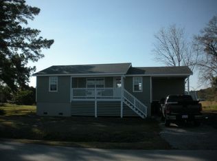 66 Main St, Vandemere, NC 28587