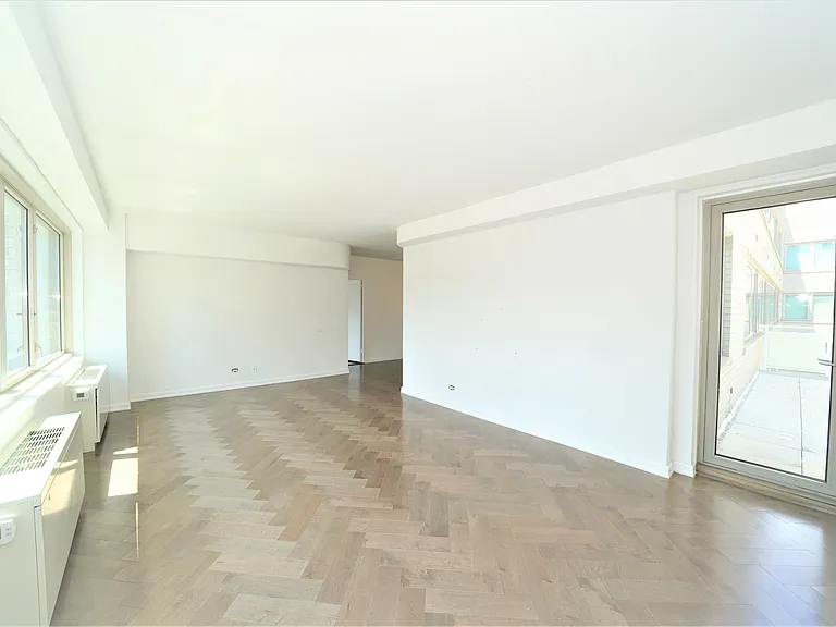 444 E 82nd St #4M — Photo 7