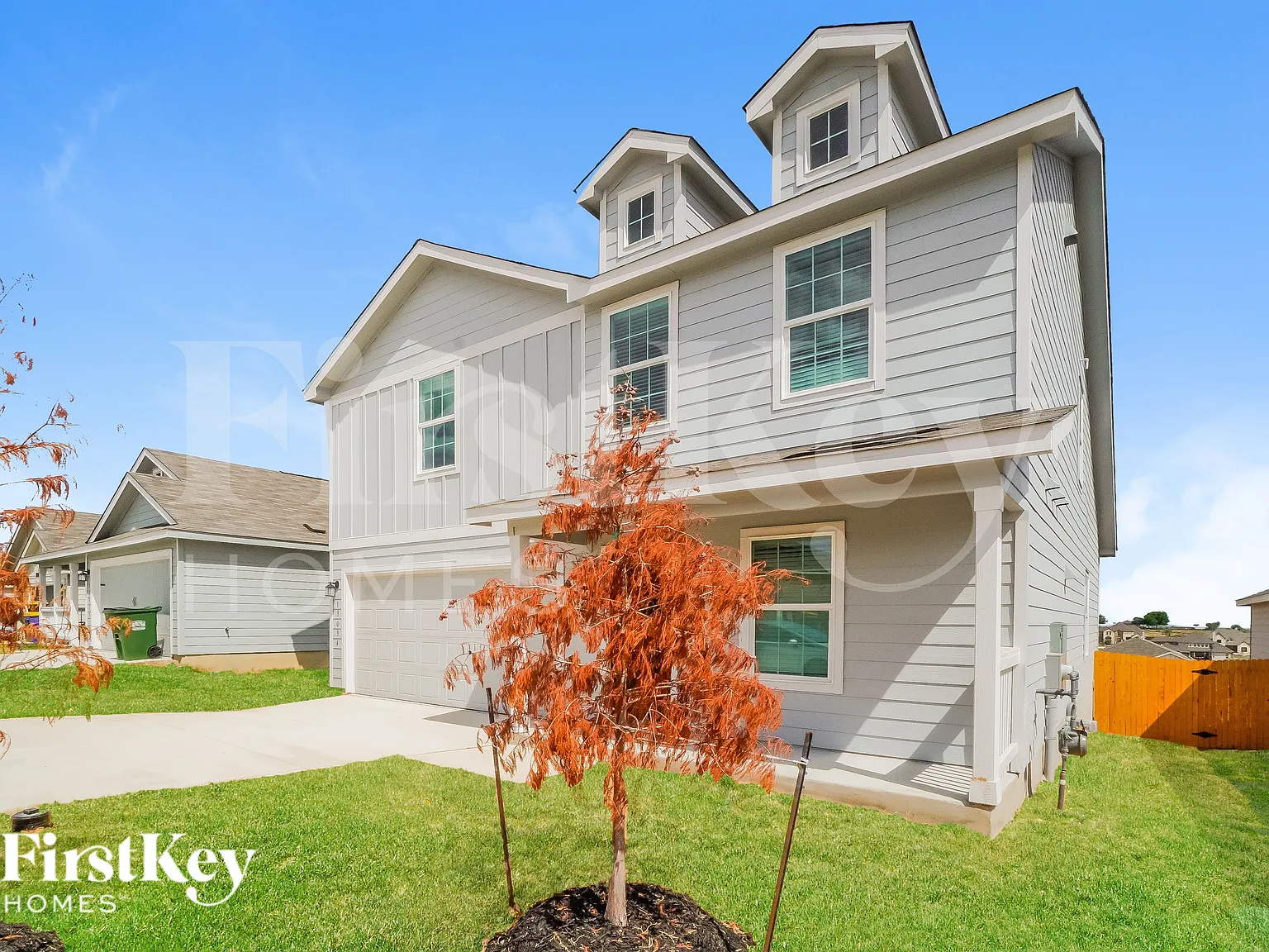 4 bed, 2.0 bath, 1874 sqft, $1,920 — Photo 2