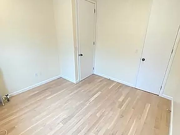 3rd image of 565 W 188th St #52