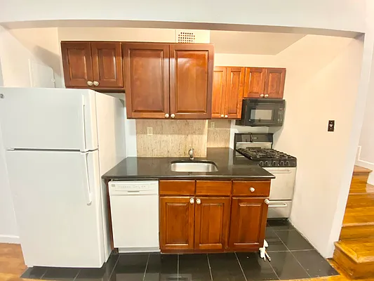 Rented by JM Preston Properties LLC | media 11