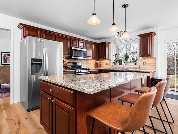 3rd image of 6243 Eagle Trace Ct