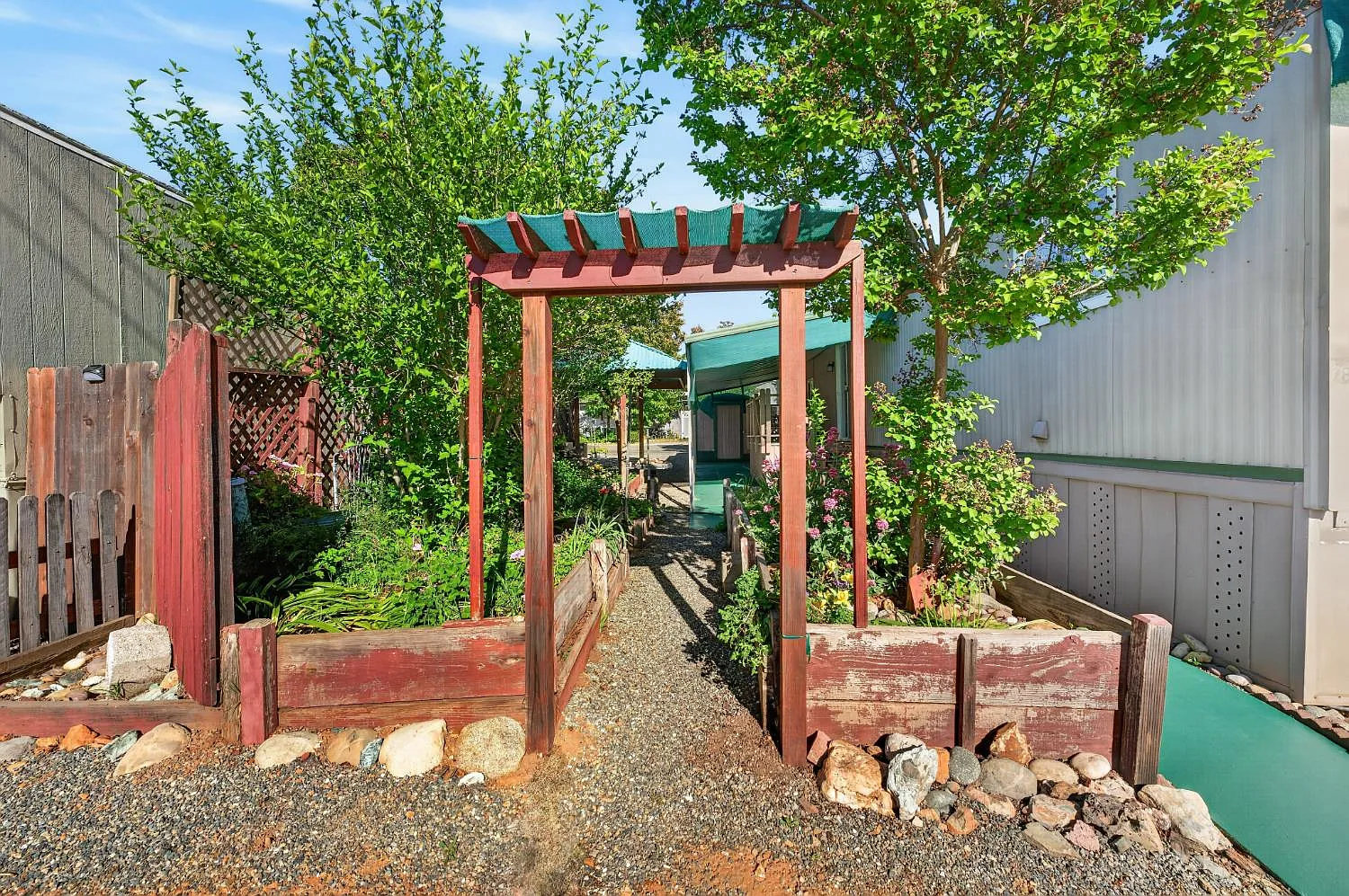3945 Grass Valley Hwy Space 28 photo 1