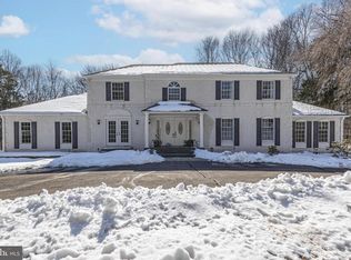 196 Aqueduct Rd, Washington Crossing, PA 18977