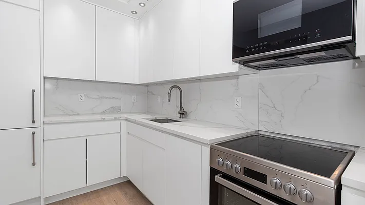 Rented by Nooklyn NYC LLC | media 55