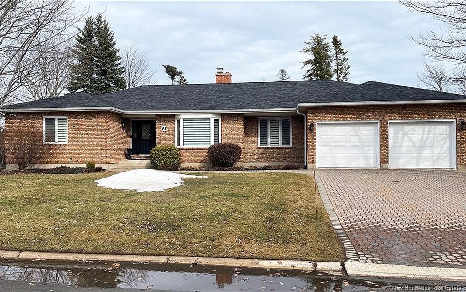 1st image of 61 Country Club Rd