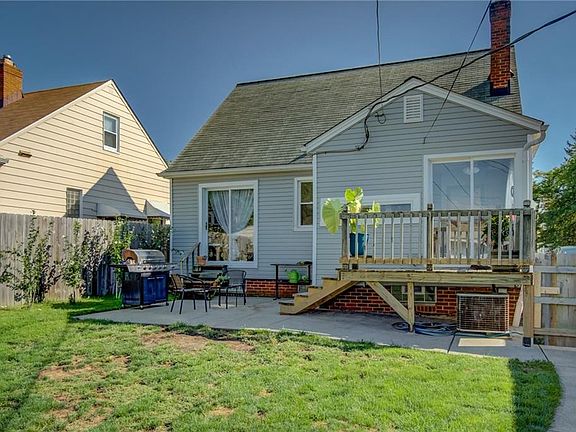 4th image of 8210 Pinegrove Ave