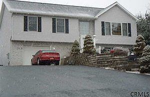 1st image of 20 Mountainview Dr