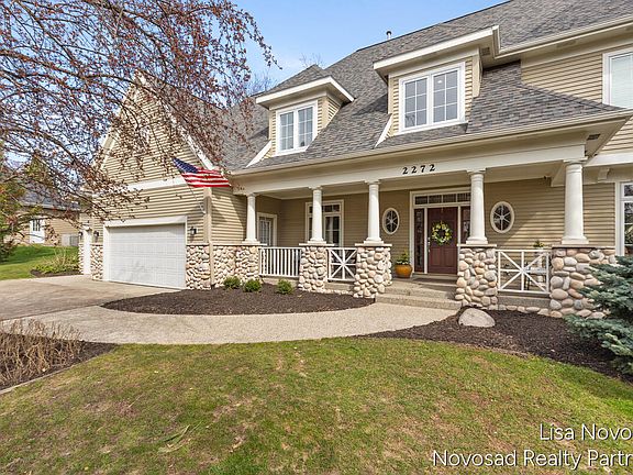 3rd image of 2272 Cascade Lakes Cir SE
