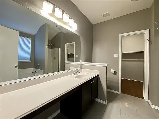 1000 Campbell Dr — Photo 29