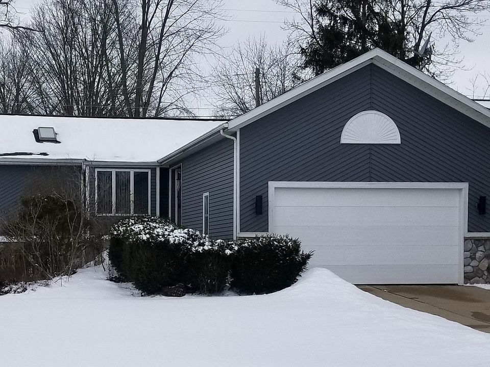 1st image of 603 Cummings Ave NW