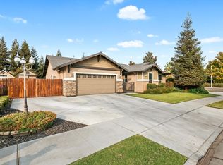 6246 W Perez Ave, Visalia, CA 93291