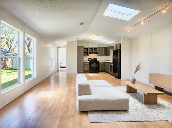 931 S Pine Lake Rd, Montgomery, TX 77316