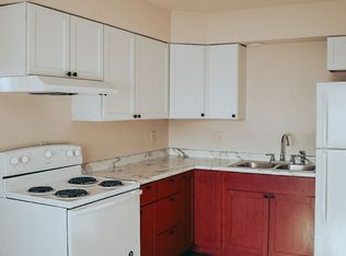 6543 Scott St APT 4, Davenport, IA 52806