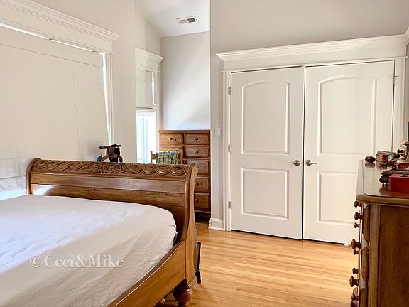 5th image of 4318 S Forrestville Ave APT 3