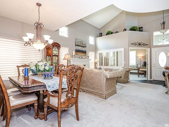 3rd image of 5801 Birchwood Ct