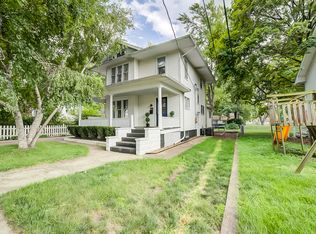 119 E Adams Ave, Watseka, IL 60970