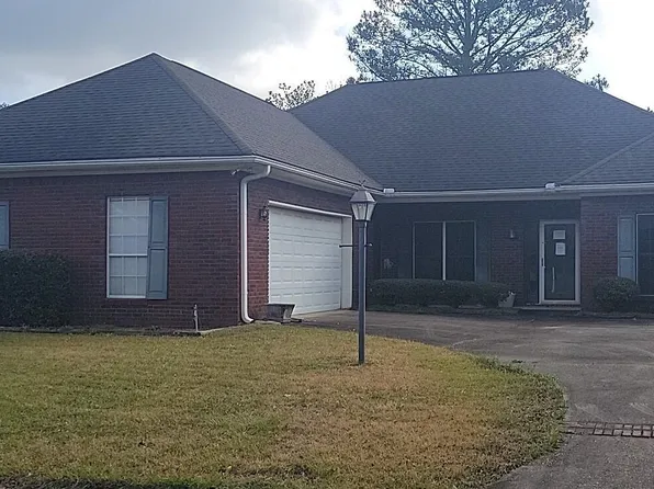 1405 Cobblestone Ln, Demopolis, AL 36732