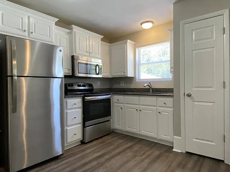 320 Clint Rd #A — Photo 4