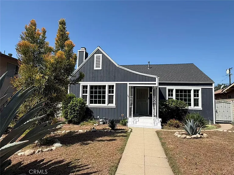 115 S Granada Ave — Photo 1