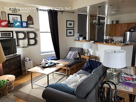 4th image of 2103 N Seminary Ave #210316