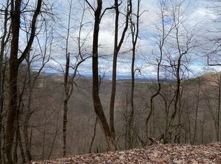 9999 Pinsonfork Rd, Mc Andrews, KY 41543