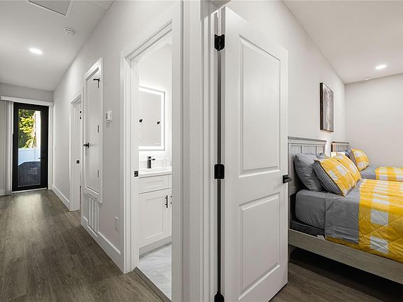 2nd image of 174-176 S LEMON AVENUE