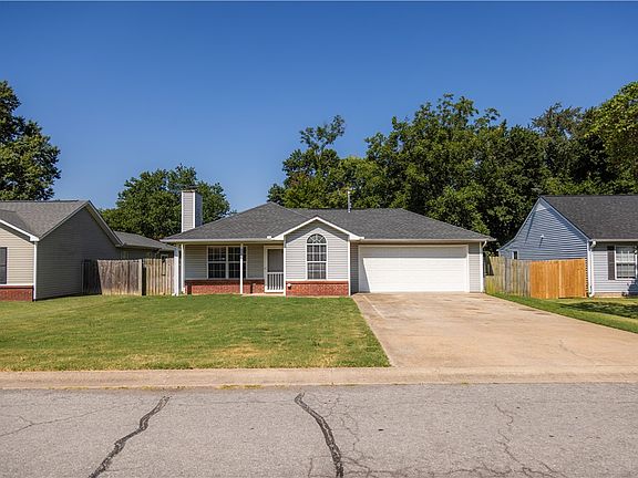 3rd image of 2156 Wood Tree Ct