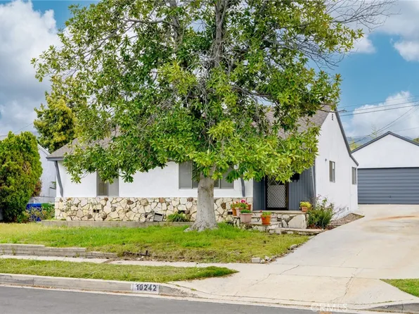 10242 Mather Ave, Sunland, CA 91040