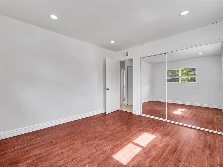 8801 Mays Ave — Photo 15