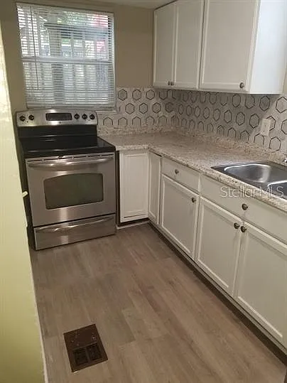 928 9th Ave S #2 — Photo 8