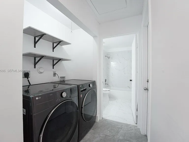 10791 SW 10th Pl — Photo 5