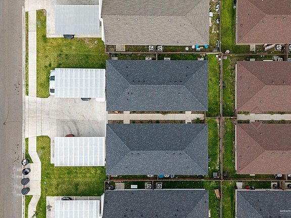 5th image of 913 W Mahala Ave