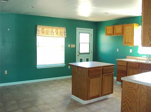 5th image of 67550 W Walker Rd