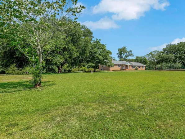 1527 Jonesville Rd, Simpsonville, SC 29681