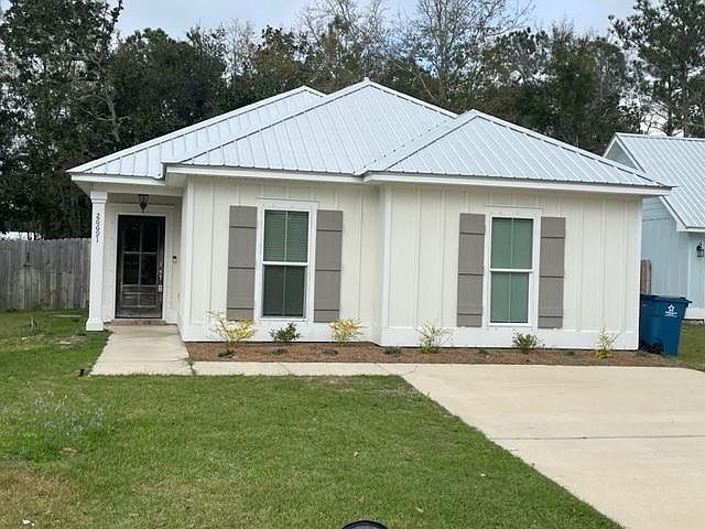 1st image of 26691 Magnolia Ave