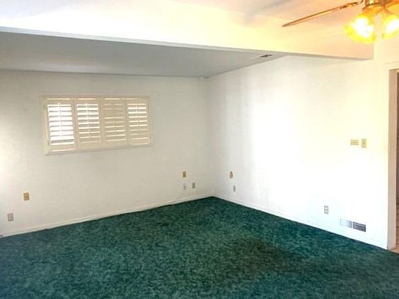 4th image of 220 S Lee Ave